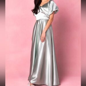 Ivy city sage maxi dress